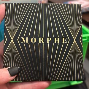 Morphe face and body bronzer